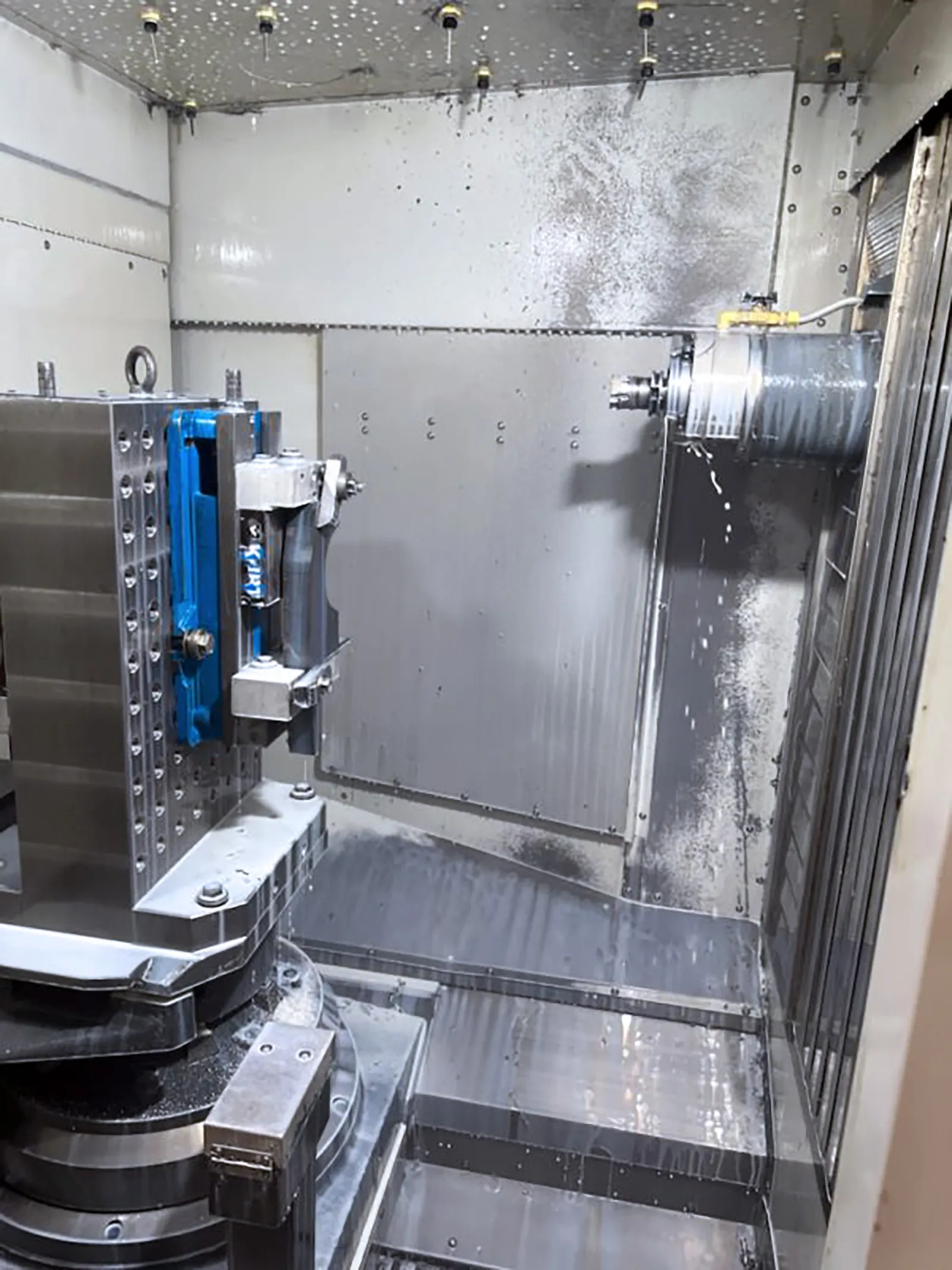 Haas #EC-400, CNC horizontal machining center, 50 automatic tool changer, 22" X, 25" Y, 22" Z, 15000 RPM - Image 3
