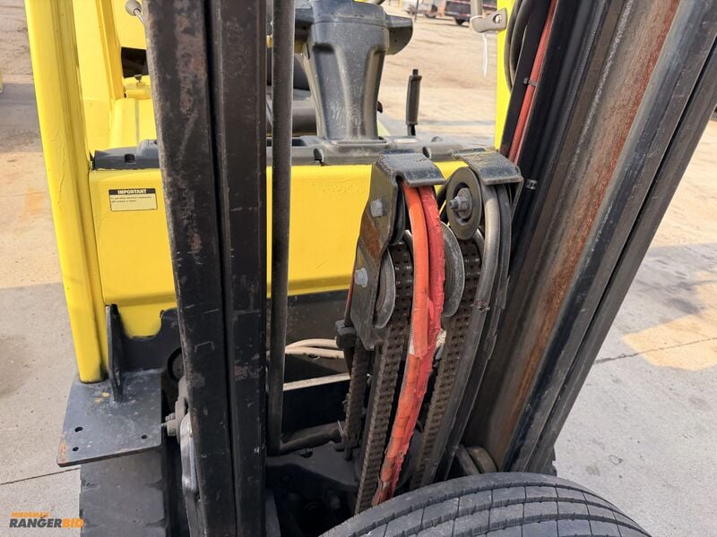 3,800 LB Hyster #H50FT, Diesel Forklift, 130" lift height, 42" forks, 2 stage mast, side shift, ROPS - Image 6
