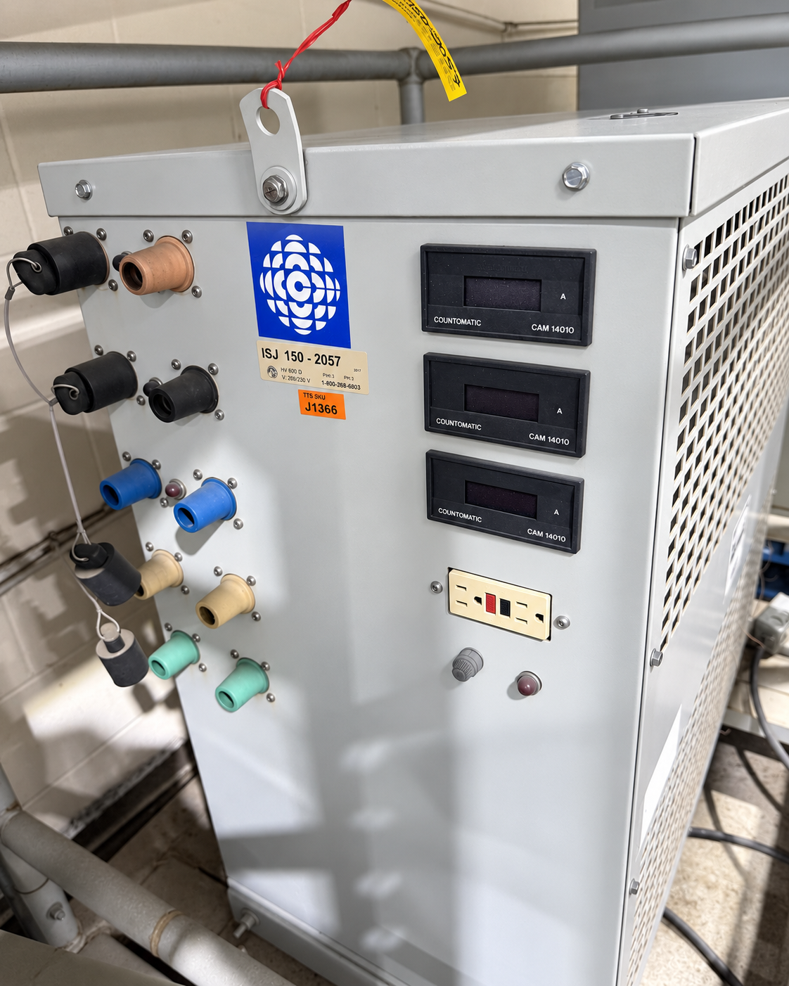 150 KVA Power Distribution Unit (PDU), 600 Delta Volts to 208Y/120 Volts, Camlock Connections, Digital - Image 3