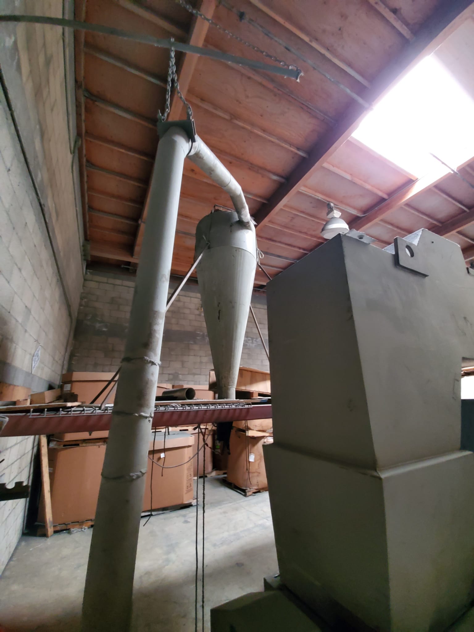 19-7/8" x 21-1/8" Conair Wortex, Plastic Granulator, 3 fly/2 bed knives, blower, control panel, 50 HP - Image 5