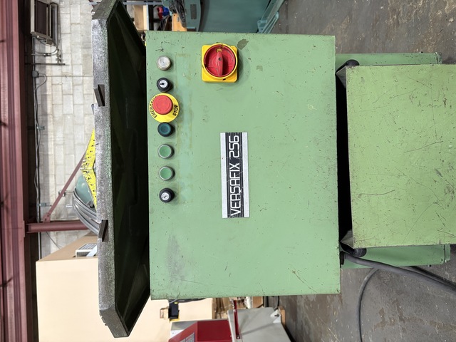 10" x 10" Versafix #256, Hydraulic Corner Notcher, 5/32" capacity, 30°-140° notching angle, 50 SPM, 4 HP - Image 6