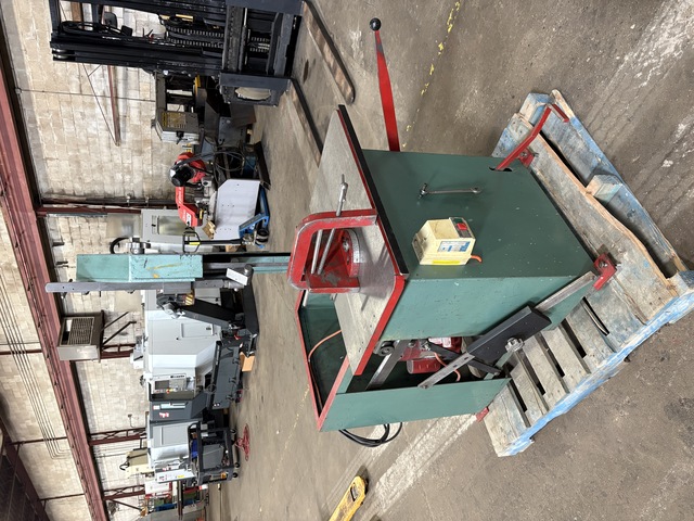 10" x 12" ER Maier #KM1012, Vertical Roll-In Band Saw, 18" x 30" table, 9'10"-10' 2" blade length, 1/4"-3/4" - Image 3