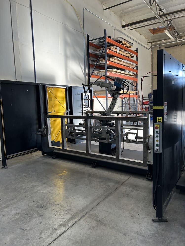 Panasonic PerformArc PA-1100SS, Robotic Welding Cell, 1,100 lb. payload per side, 120" head to tail, 44" - Image 1