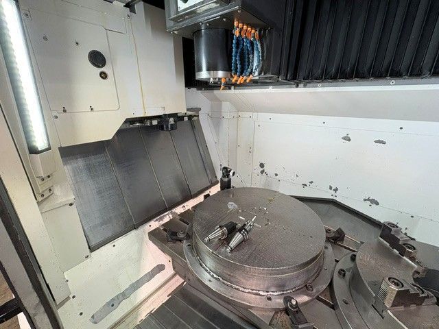 Okuma #MB-66VA, CNC vertical machining center, 32 automatic tool changer, 59" X, 25.9" Y, 25.9" Z, 15000 RPM - Image 2