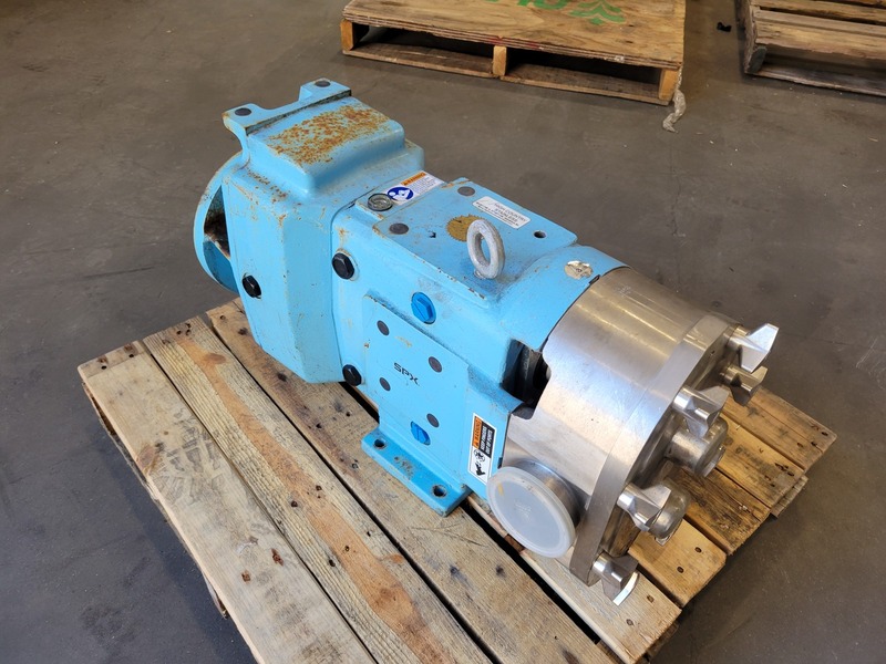 Waukesha #130U1, Rotary Lobe Positive Displacement Pump, Universal I, Stainless Steel, 3" Tri-Clamp - Image 1