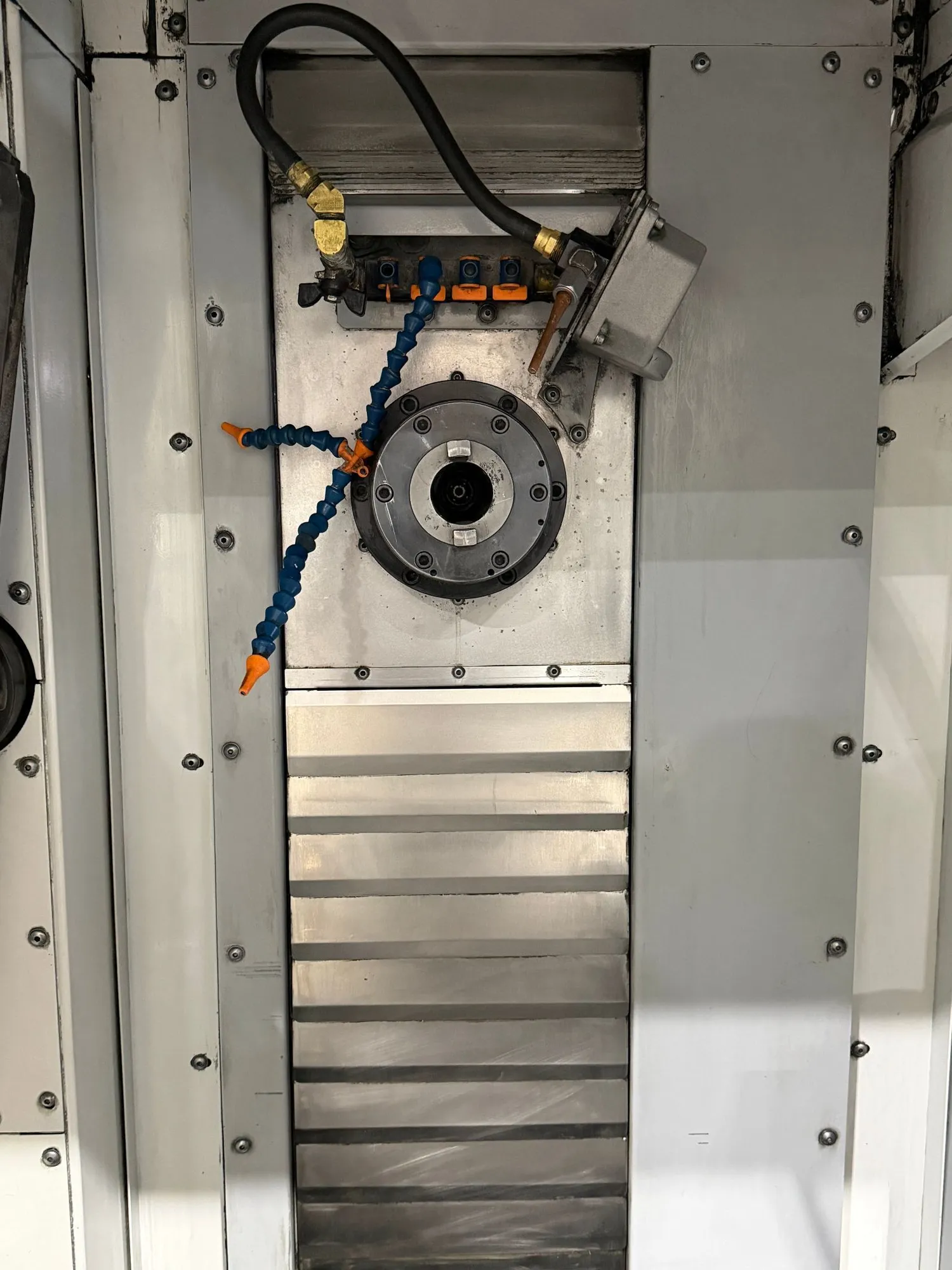 Haas #ES-5-4T, CNC Horizontal Machining Center, 40" X, 18" Y, 22" Z, 30 HP, 12,000 RPM, 40 automatic tool - Image 6