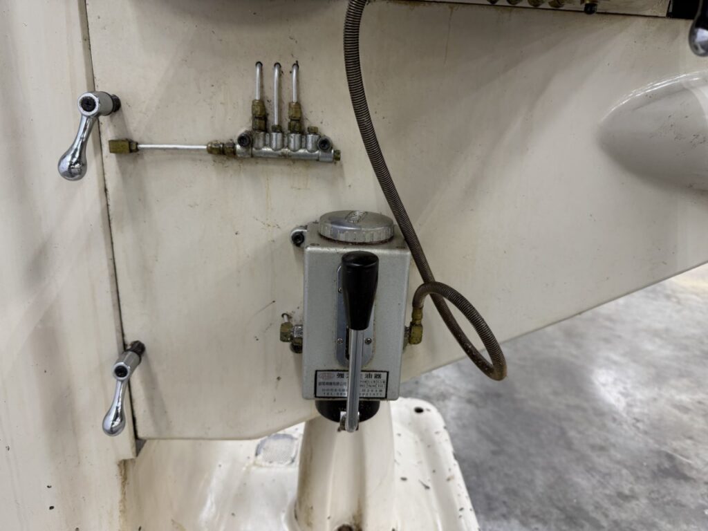 Birmingham #BPS-1649, vertical mill, 9" x49" table, Acu-Rite 2-Axis digital read out, X-Axis power feed, R8 - Image 10