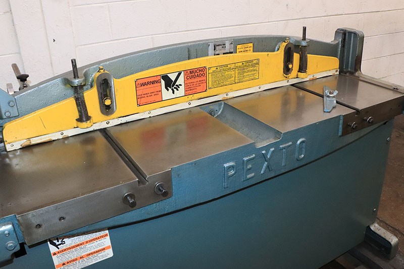 16 gauge x 4' Pexto #PH-52, power squaring shear, 24" back gauge, 45 SPM, 2 HP, foot pedal, 1985 - Image 4