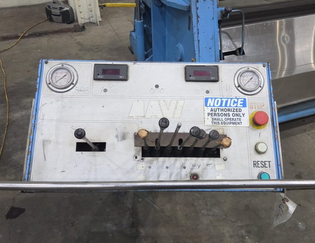 120" x 1/2" Davi #MCB-3028, 4-roll plate bending roll, 5/16" pre-bend, 10.9" top roll diameter, 10 HP, 20 - Image 3