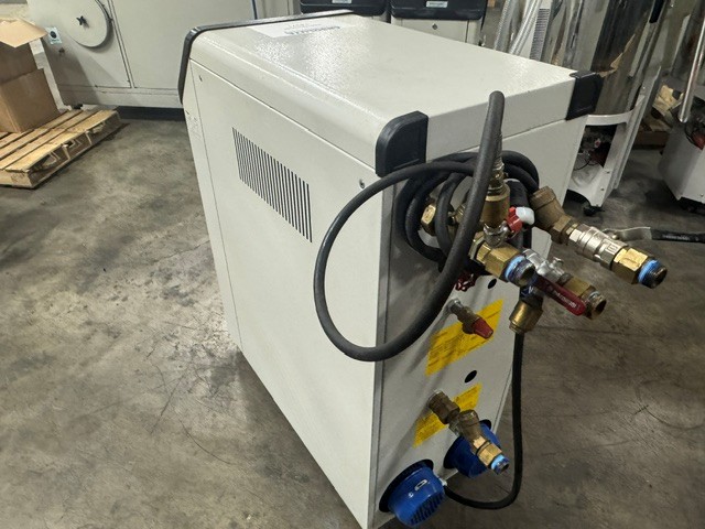 6 KW Frigel #RCM40/6SP, chiller & temperature controller, 2.5 ton, 1.5 HP pump, 20 GPM @ 40 psi, 460 V. - Image 2