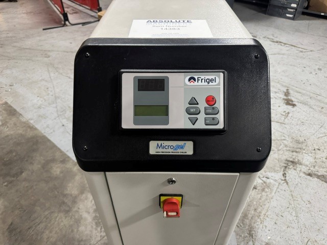 6 KW Frigel #RCM40/6SPS, chiller & temperature controller, 2.5 ton, 1.5 HP pump, 20 GPM @ 40 psi, 460 V. - Image 3