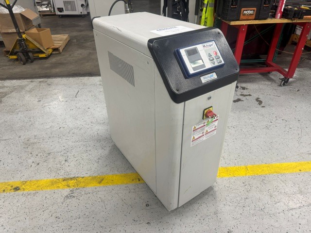 6 KW Frigel #RCM40/6SP, chiller & temperature controller, 2.5 ton, 1.5 HP pump, 20 GPM @ 40 psi, 460 V. - Image 1