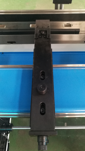 600 Ton, MAQ #WE67K-600/3700, CNC Press Brake, 12' overall, 110.2" between housing, 15.7" throat, 25.2" open - Image 3