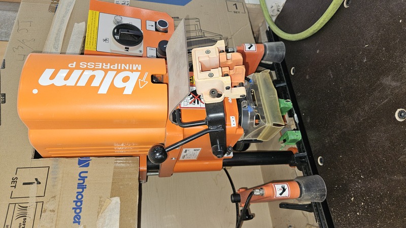Blum #M53.1053-CA, Vertical Pneumatic Minipress Boring & Insertion Machine, 35 mm hinge cup boring, 220 V. - Image 2