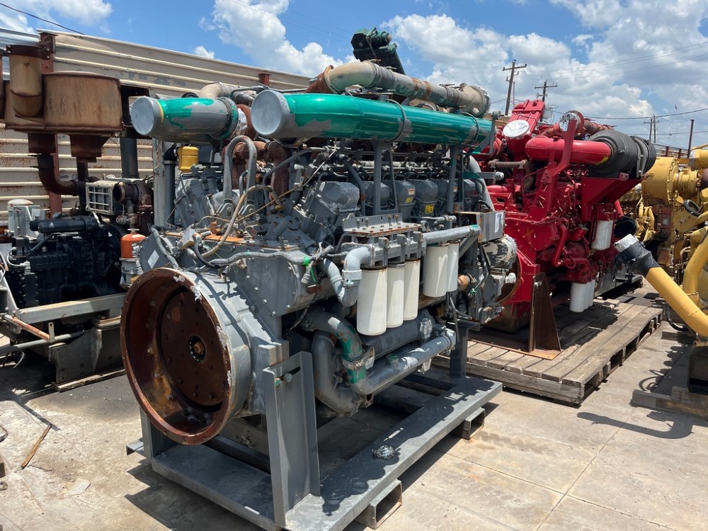 2500 HP Caterpillar #3512CHD, Frac Engine Core, Tier 2, No Major Failures, 2011 - Image 2