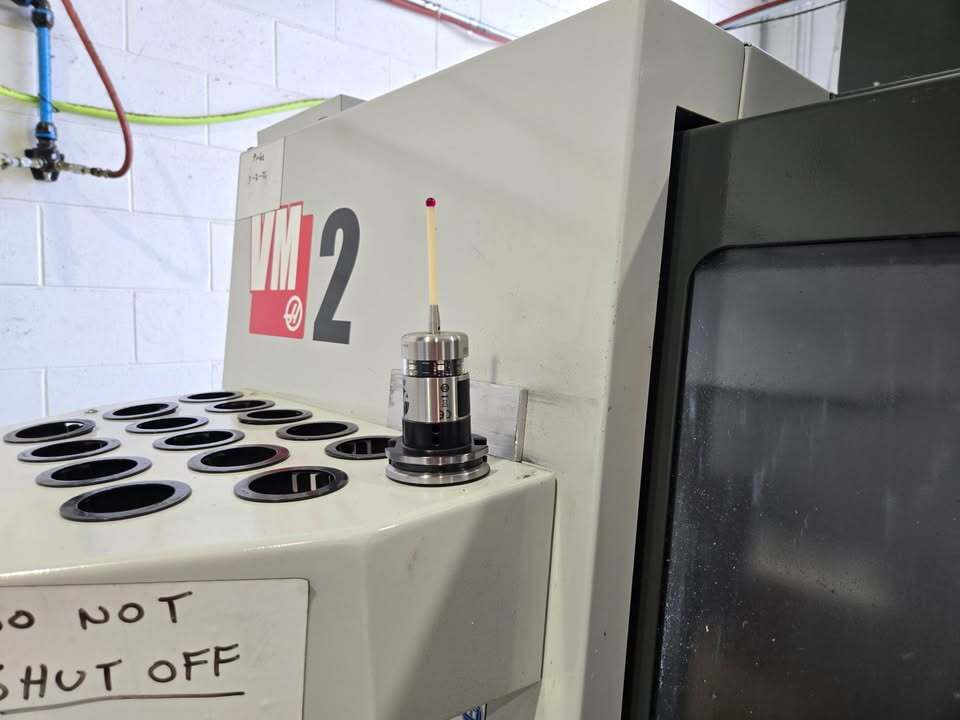Haas #VM-2, 3-Axis Vertical Machining Center, 30" X, 20" Y, 20" Z, 36" x 18" table, 30 HP, 12,000 RPM, 40 - Image 2