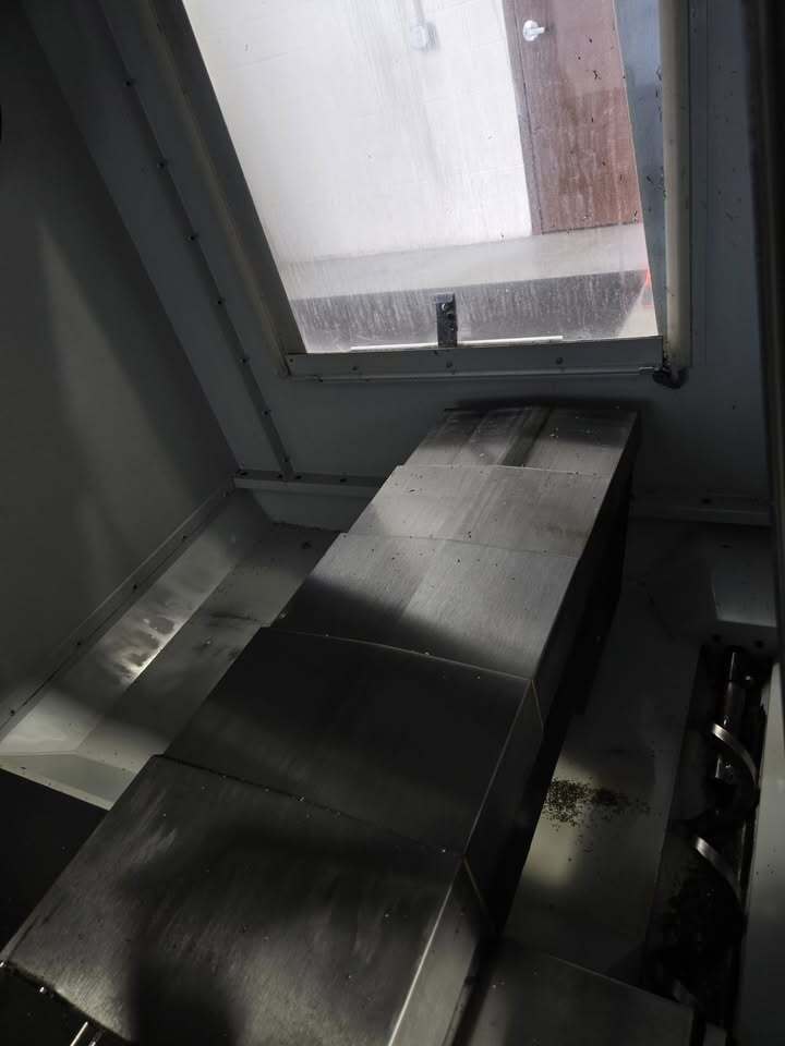 Haas #VM-2, 3-Axis Vertical Machining Center, 30" X, 20" Y, 20" Z, 36" x 18" table, 30 HP, 12,000 RPM, 40 - Image 4
