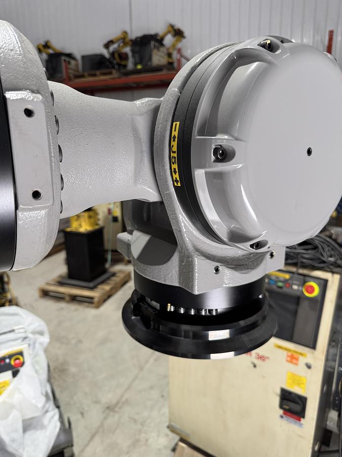 Fanuc, M-900iB/280L, 6-Axis robot, 280 Kg payload, 122.17" reach, teach pendant, R-30iB controller, 2016 - Image 3