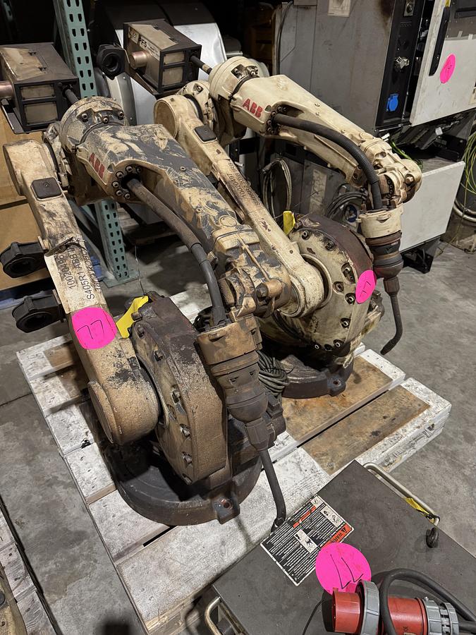 ABB, IRB 1600ID 4/1.5, 6-Axis mig welding robot, 4 Kg payload, 59.06" reach, IRC5 controller, master/slave - Image 2