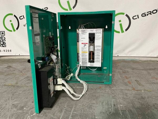 70 Amp. Cummins #OTPCA-1777391, automatic transfer switch, 480 Volts, 3PH, 3-pole, 2017 - Image 2