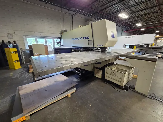 20 Ton, Trumpf #Trumatic-200, CNC Turret Punch, 4.2' x 6.8' sheet, 81.5" X, 50.4" Y, 9.45" throat, 3" max. - Image 1