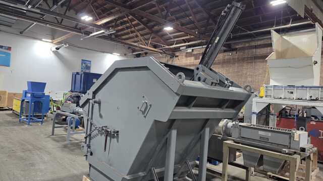 SSI #1600H, shear shredder, 36" x 50" cutting chamber, hydraulically driven, 2" refaced knives, slow speed - Image 4