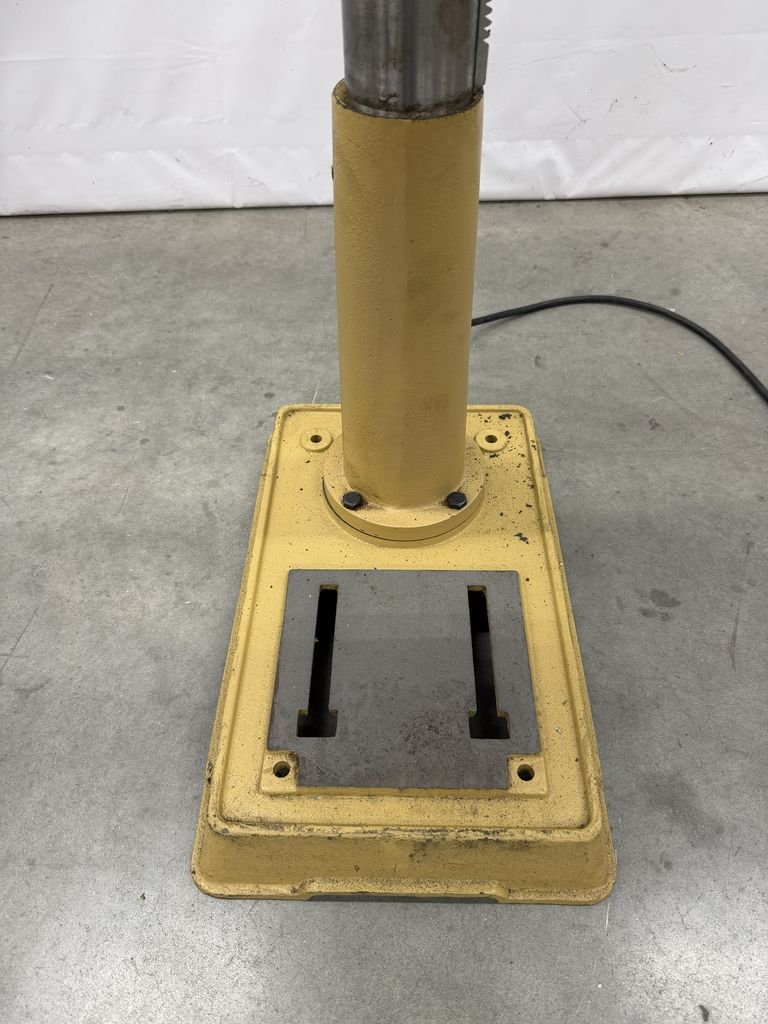 18" Powermatic #2800, variable speed drill press, 400-3000 RPM, digital RPM readout, 1 HP, 115 V., 1 Ph., 2009 - Image 6