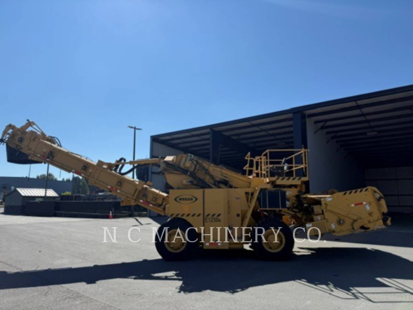 Weiler E1250B, Asphalt Paver, 819 hours, S/N: VKB001233, 2018 - Image 1