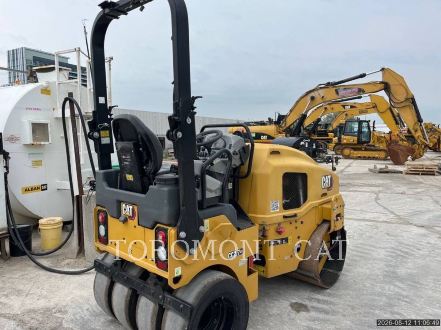 Caterpillar CC2.7-03GC, Pneumatic Tired Compactor, 22 hours, S/N: 2C700111, 2023 - Image 3