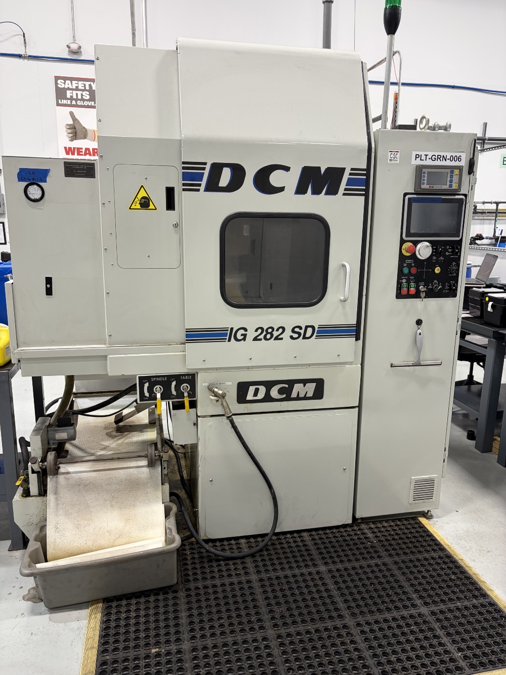 DCM Tech #IG-282-SD-HD, Rotary Surface Grinder, 27" swing, 24" diameter table, 12-15" wheel, 200-2330 RPM - Image 2