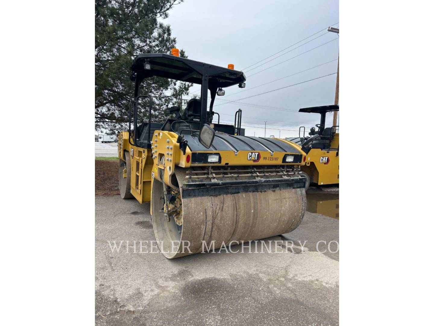 Cat CB15 Crocker-Wheeler VV, Twin Drum Roller, 1492 hours, S/N: M9401057, 2023 - Image 4