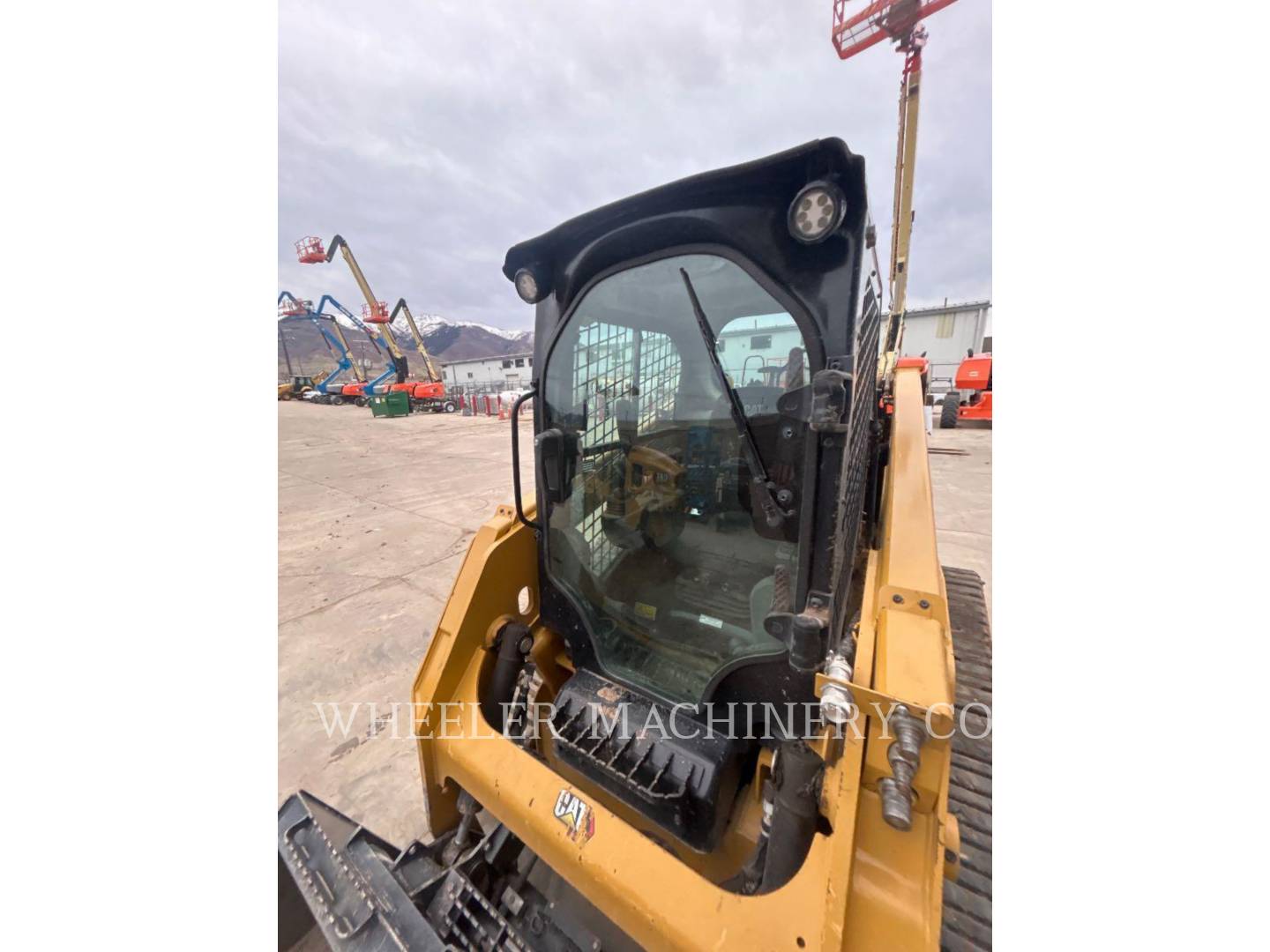 Caterpillar 239D3 C3H2, Track Loader, 665 hours, S/N: RWK01245, 2023 - Image 2