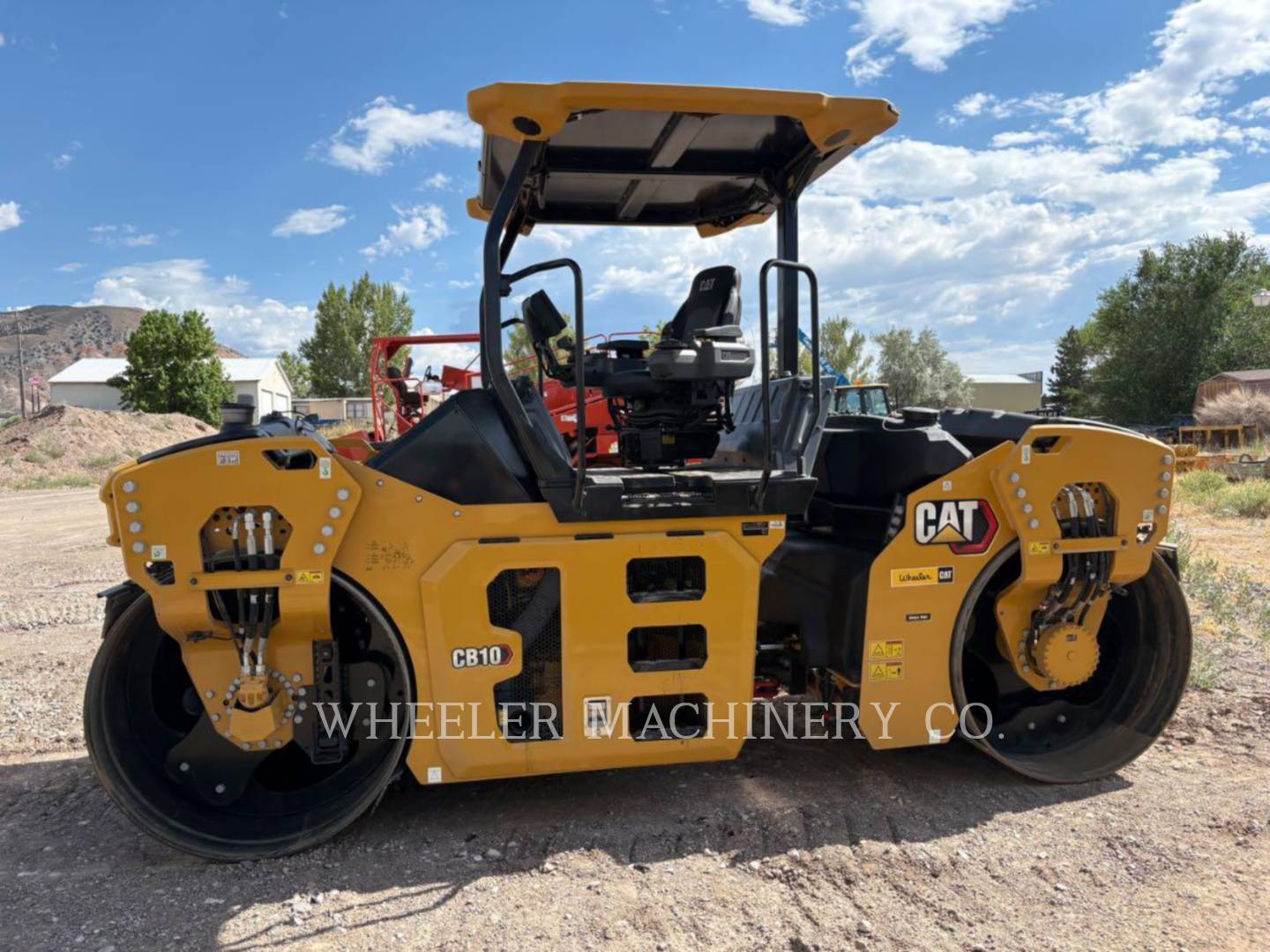 Caterpillar CB10, 95 hours, S/N: L9R01153, 2026 - Image 3