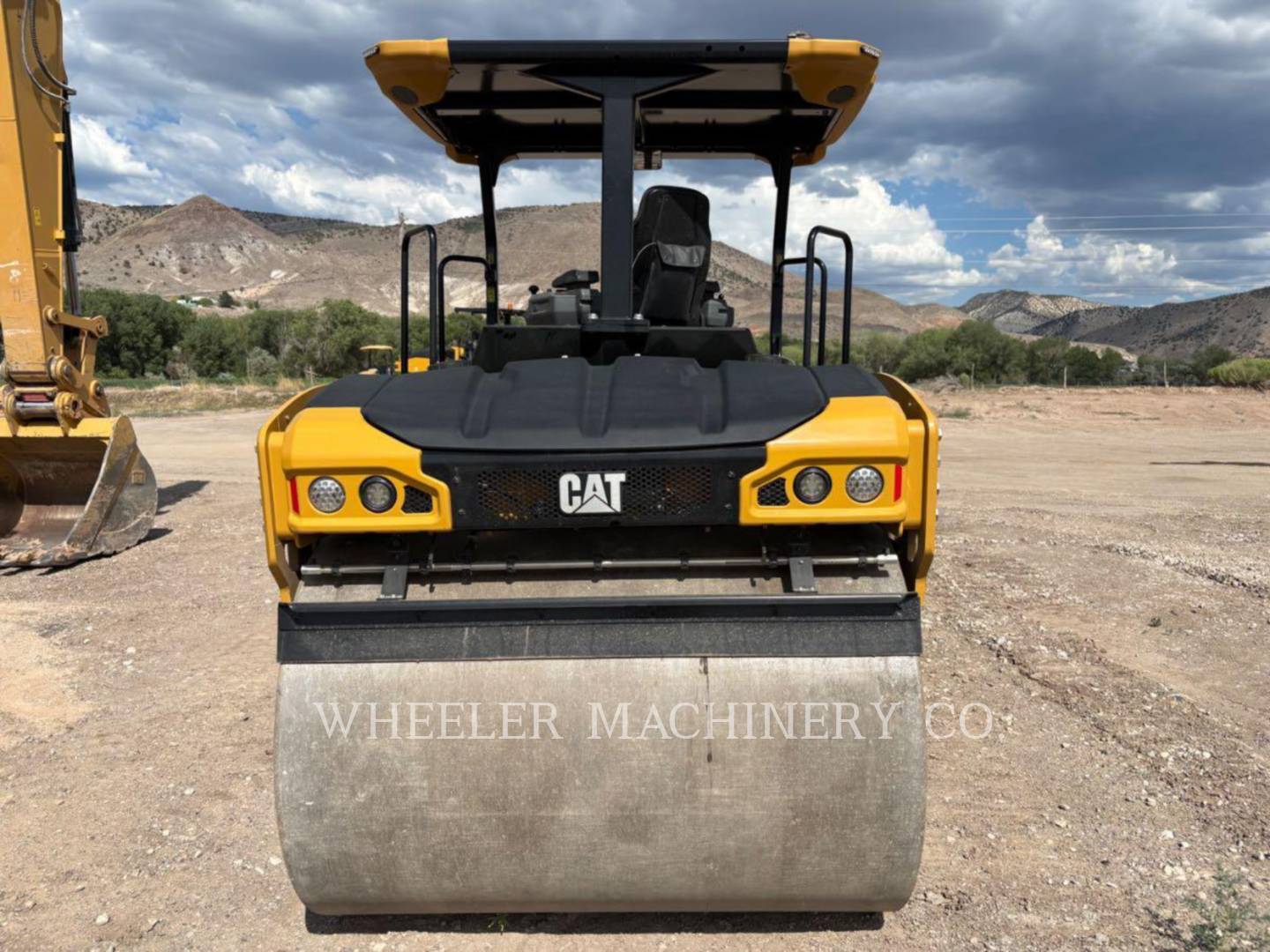 Caterpillar CB10, 95 hours, S/N: L9R01153, 2026 - Image 4