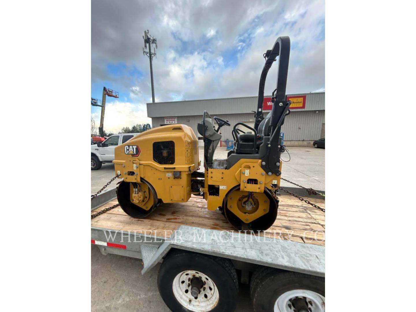 Caterpillar CB2.5 GC, Twin Drum Roller, 465 hours, S/N: 64000289, 2024 - Image 1