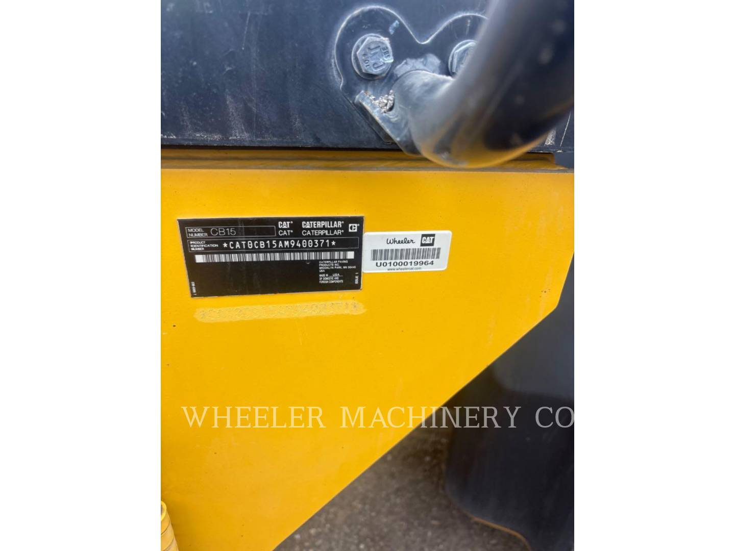 Caterpillar CB15 VV, Twin Drum Roller, 2202 hours, S/N: M9400371, 2021 - Image 7