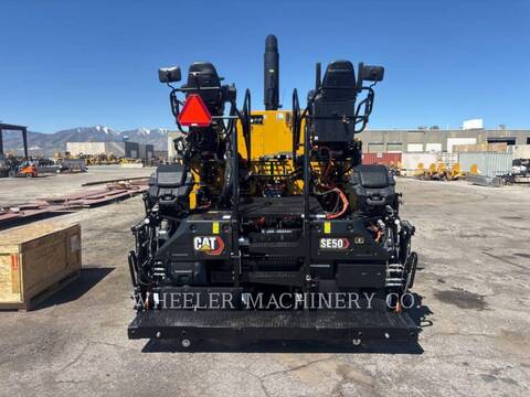 Caterpillar AP655, Asphalt Paver, 199 hours, S/N: R6600316, 2026 - Image 2