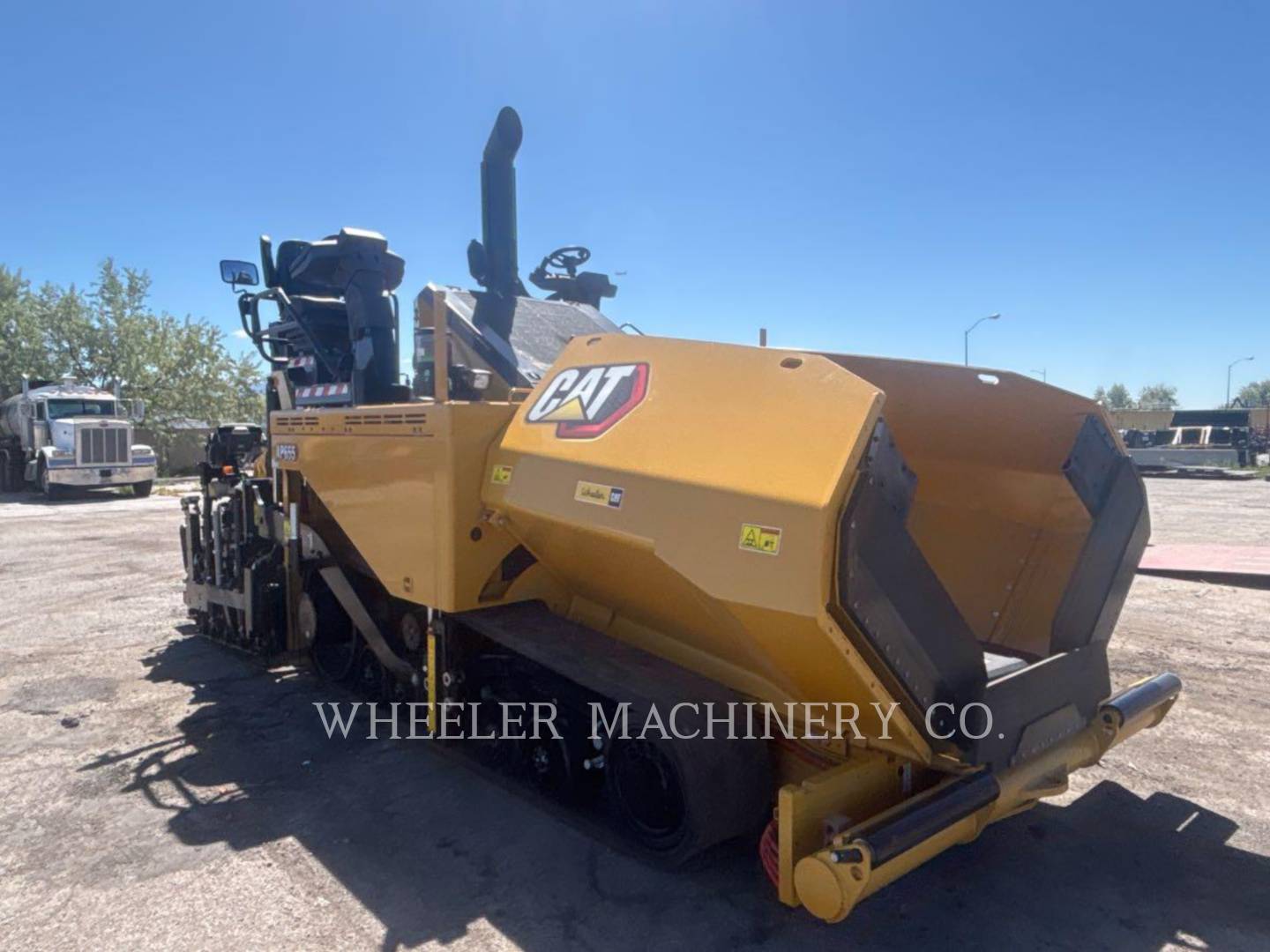 Caterpillar AP655, Asphalt Paver, 199 hours, S/N: R6600316, 2026 - Image 6