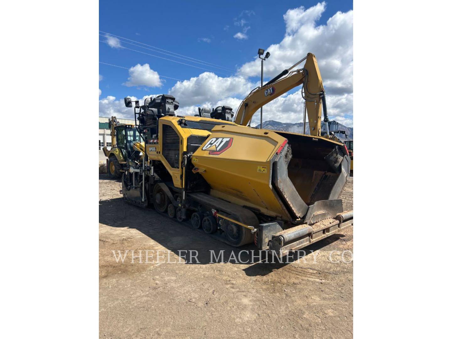 Caterpillar AP555, Asphalt Paver, 409 hours, S/N: 4M600268, 2025 - Image 5