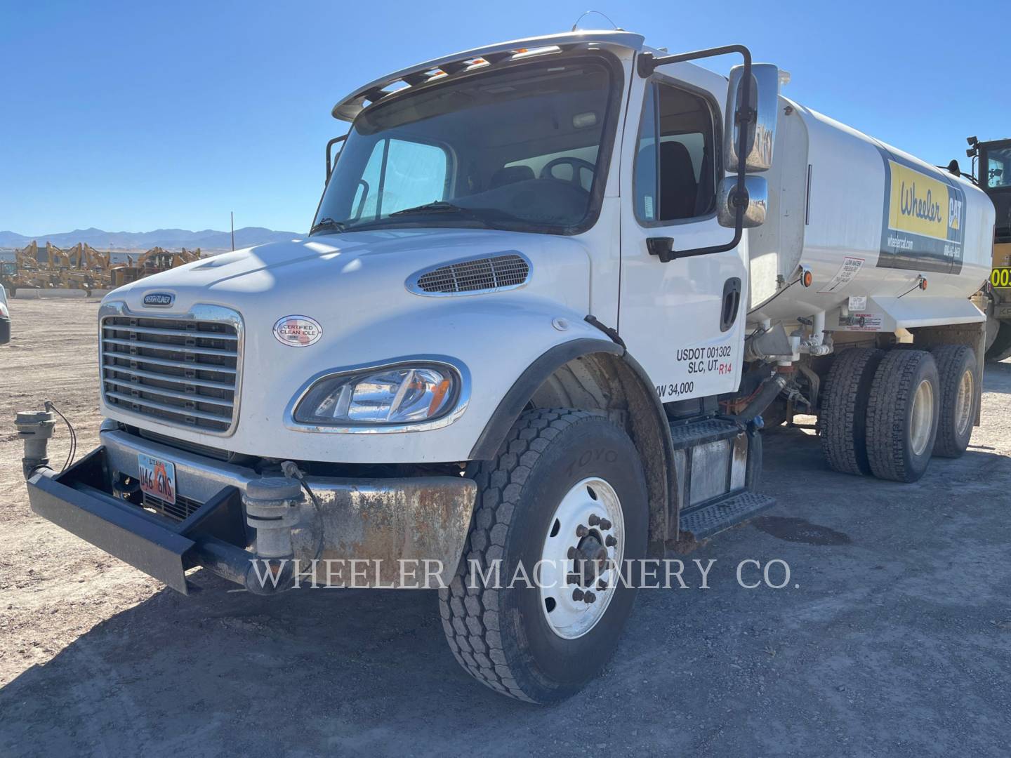 Freightliner WT4000 A, Water Truck, 5526 hours, S/N: 3ALHCYD28MDML9761, 2021 - Image 1