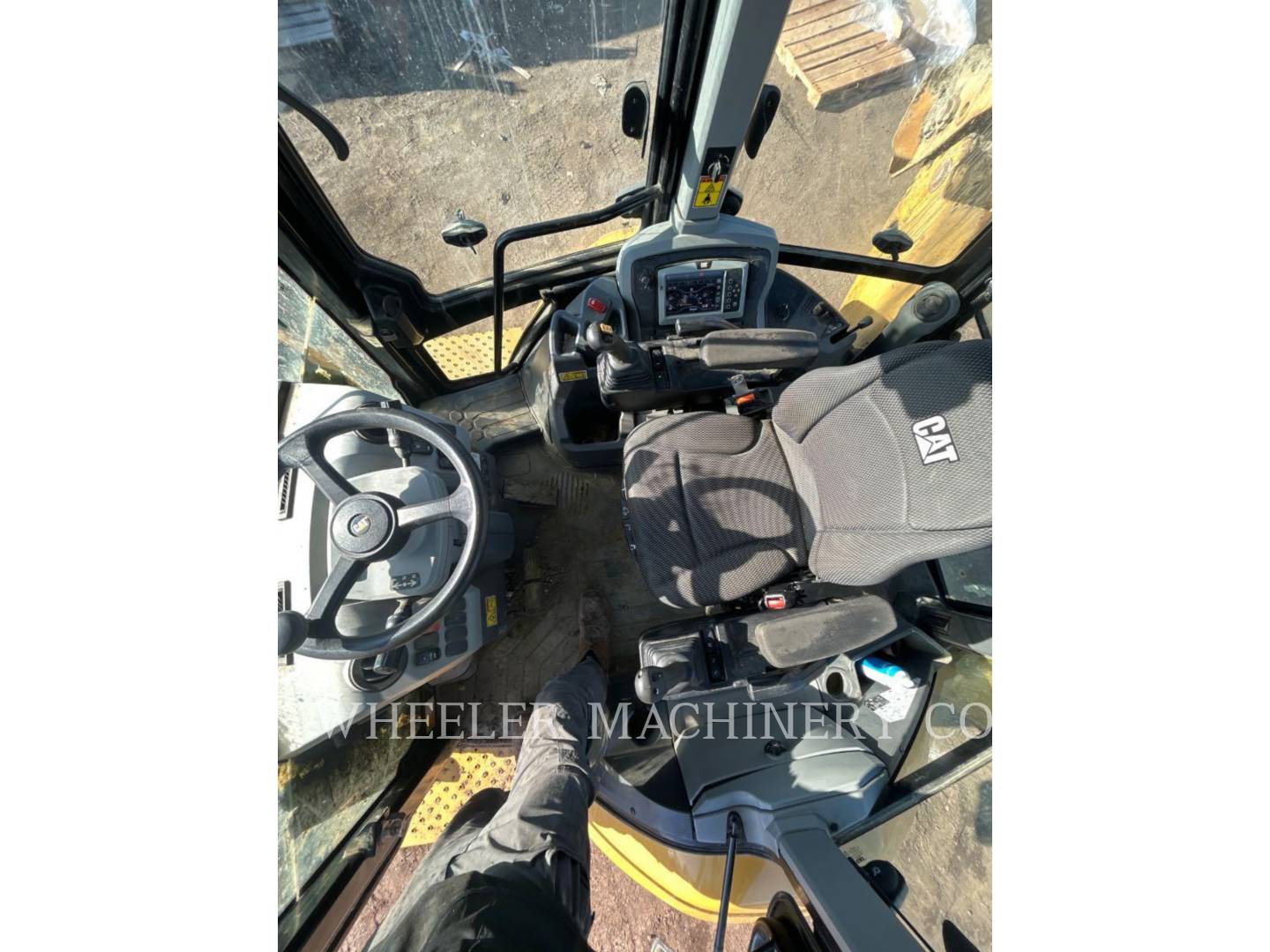 Cat 440 TH, Backhoe Loader, 2335 hours, S/N: MZX00191, 2021 - Image 8