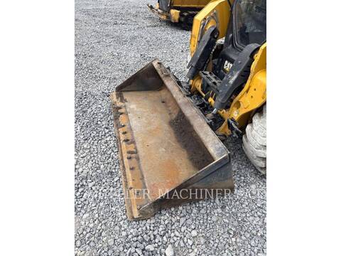 Cat 260 C3HF, Skid Steer Loader, 610 hours, S/N: 5L901391, 2025 - Image 4