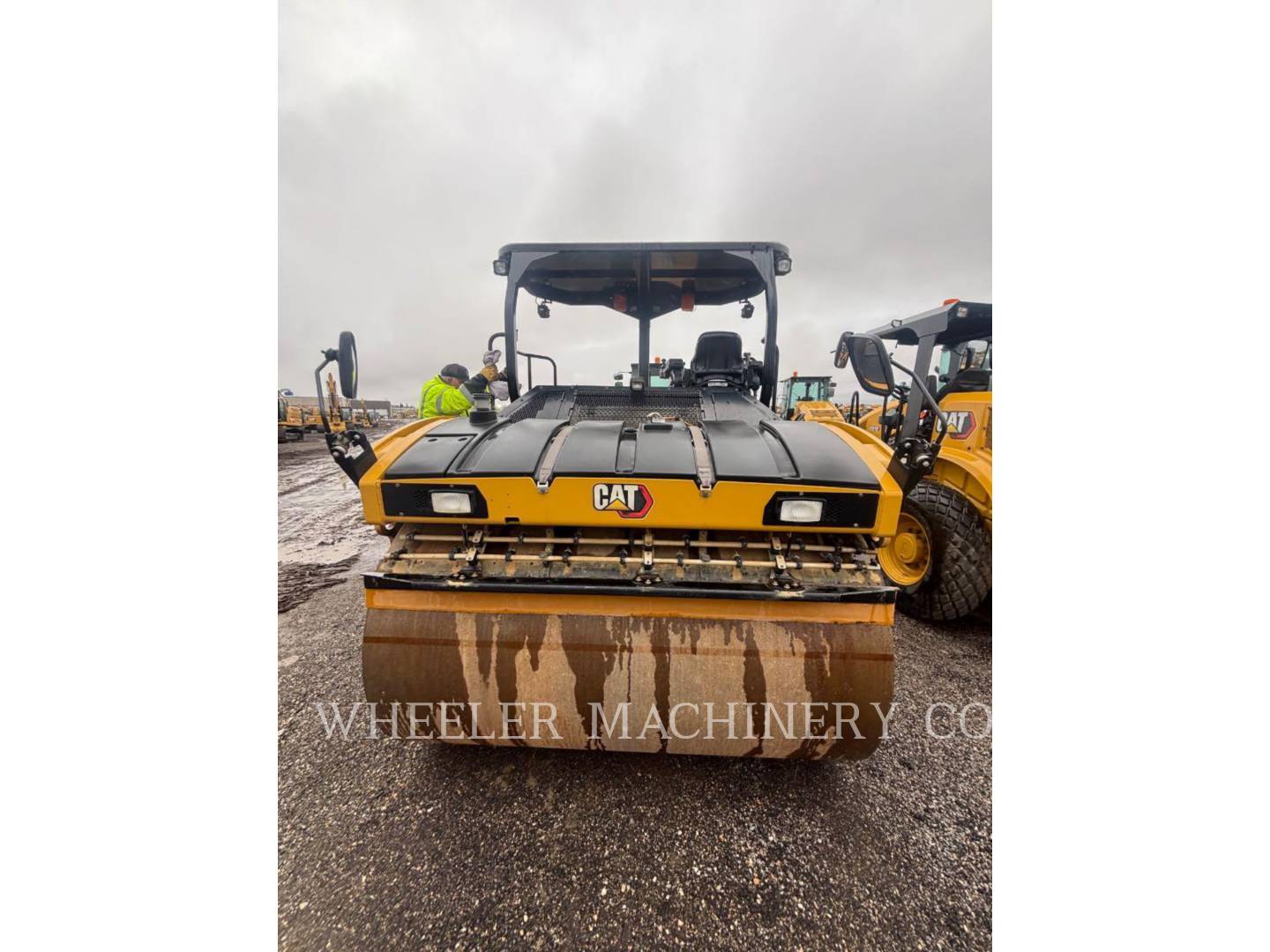Cat CB15 Crocker-Wheeler VV, Twin Drum Roller, 820 hours, S/N: M9401087, 2023 - Image 8