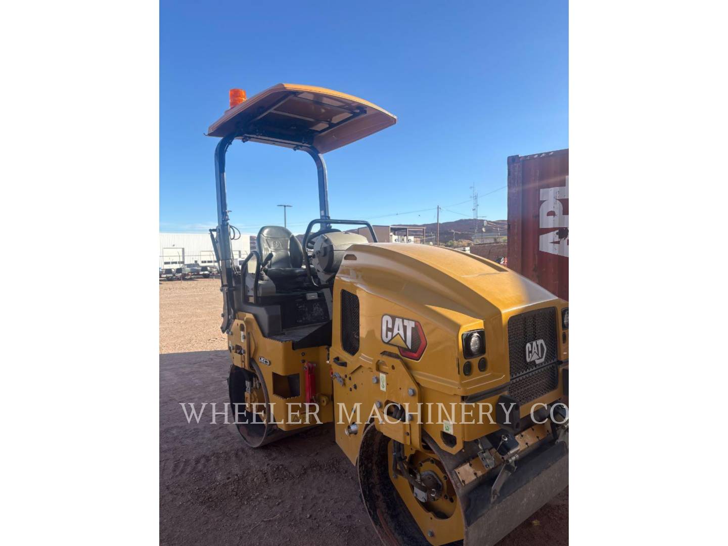 Caterpillar CB2.5, Twin Drum Roller, 182 hours, S/N: 64700257, 2023 - Image 6