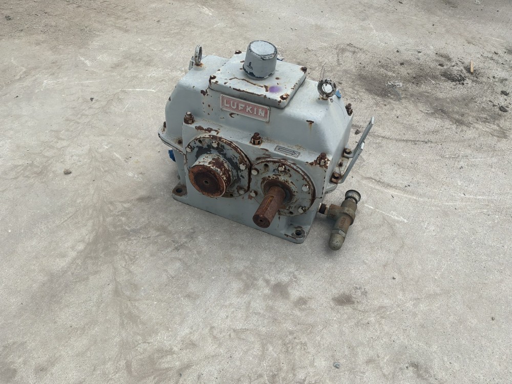 453 HP @ 3600 RPM, Lufkin #M850, Gearbox, 4.00 .1 ratio - Image 1