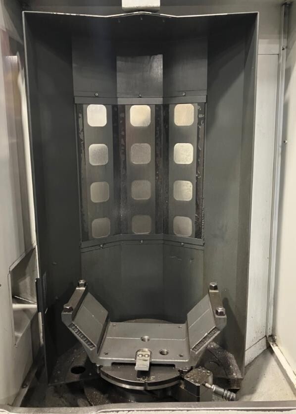 Haas #EC-400PP, 4-Axis Horizontal Machining Center, 20" X/Y/Z, 15.75" pallets, 20 HP, 12,000 RPM, 70 - Image 10