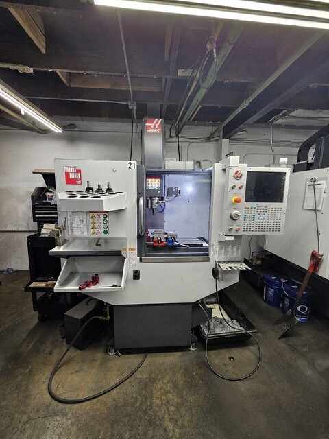 Haas #Mini-Mill, CNC Vertical Machining Center, 16" X, 12" Y, 10" Z, 36" x 12" table, 7.5 HP, 6000 RPM, CAT - Image 1