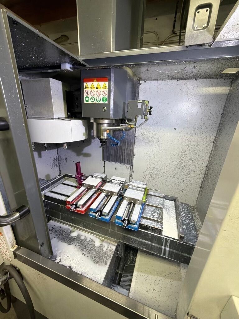 Haas #Mini-Mill, CNC Vertical Machining Center, 16" X, 12" Y, 10" Z, 36" x 12" table, 7.5 HP, 6000 RPM, CAT - Image 4