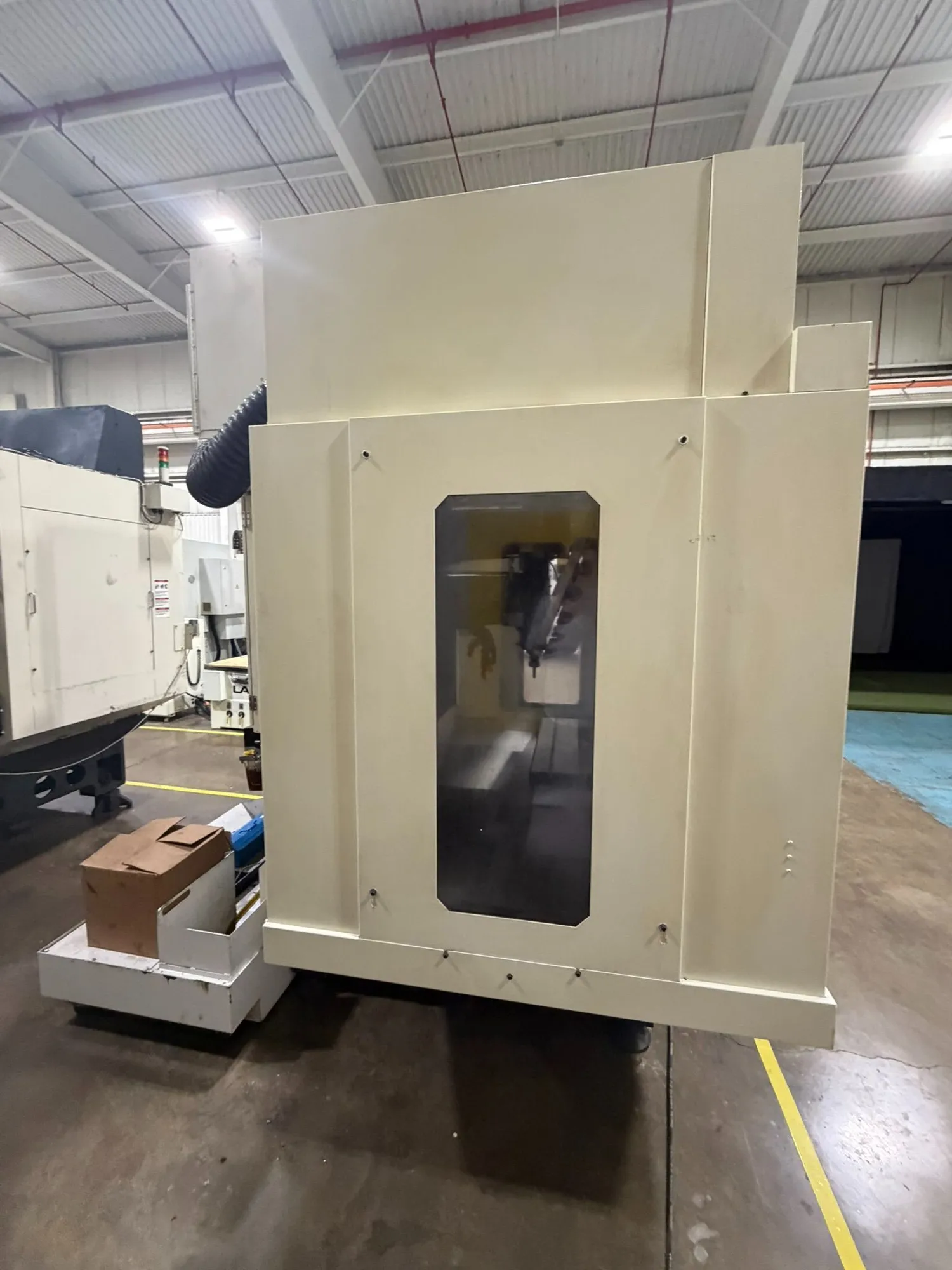 Fanuc #A-D21LIA5, CNC vertical machining center, 3-Axis, Drill Tap Center, 3,908 hours, 2014 - Image 10