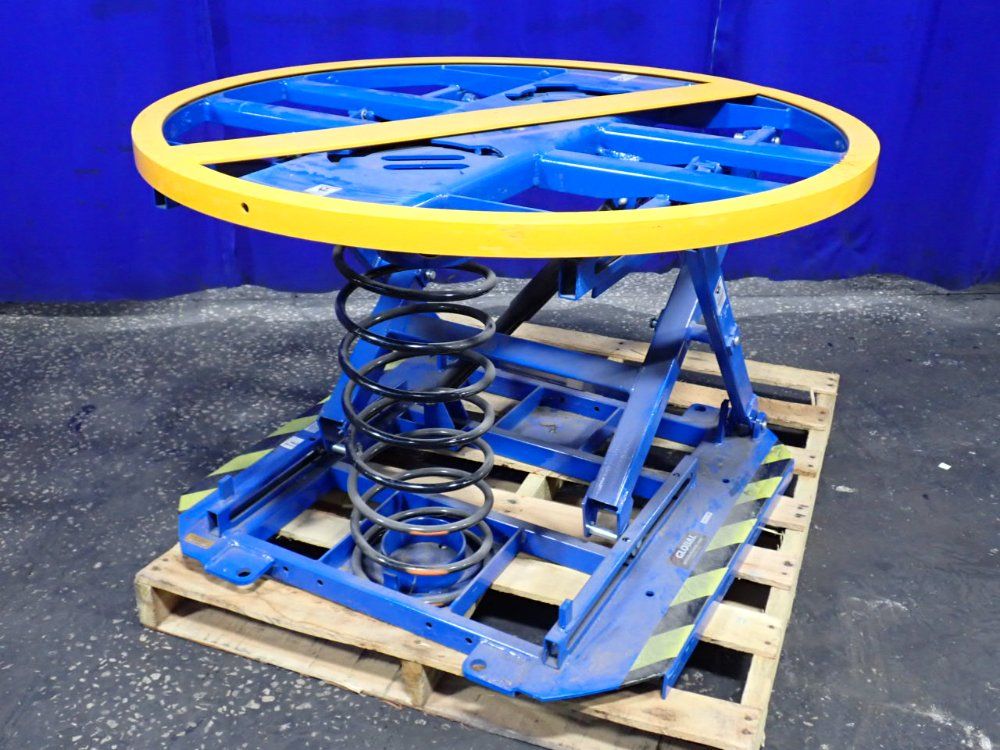 44" Global Industrial, Pallet Positioner - Image 1